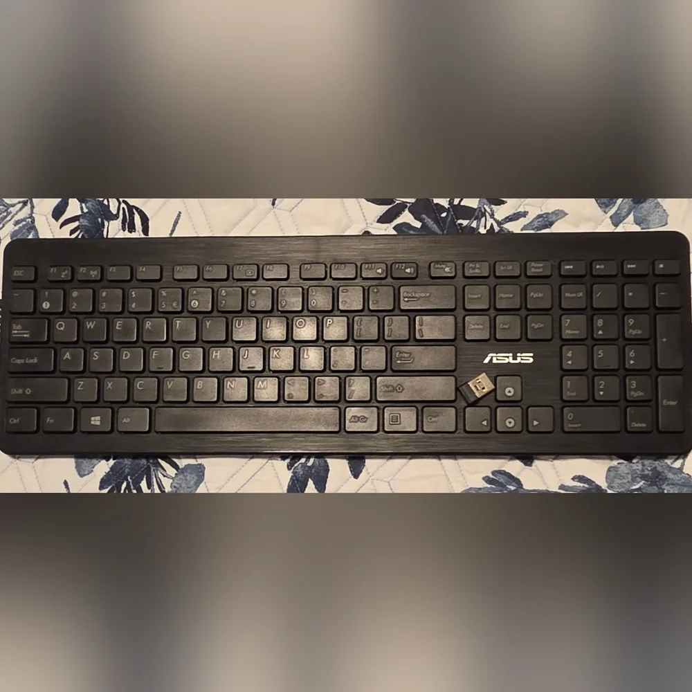 ASUS Wireless Full Size Keyboard w/ USB Receiver Tested Working